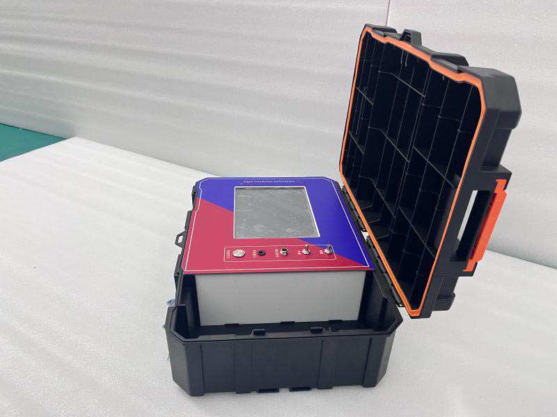 A11电缆故障测试仪设备主机图