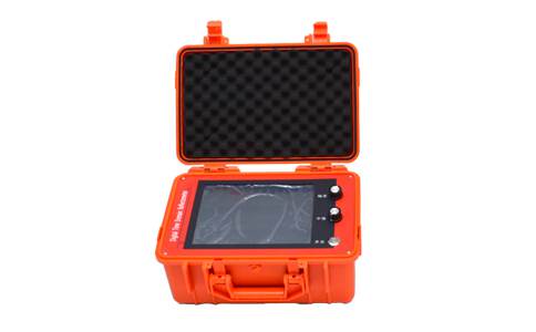 伯恩特生产的电缆故障测试仪设备实拍图