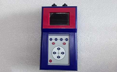 手持式变压器变比测试仪可以检测变压器的多种参数值